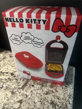 Hello Kitty Red Sandwich & Panini Maker